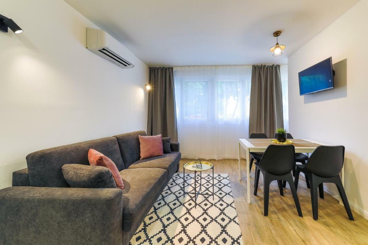 Onesta Apartment Split Bagian luar foto