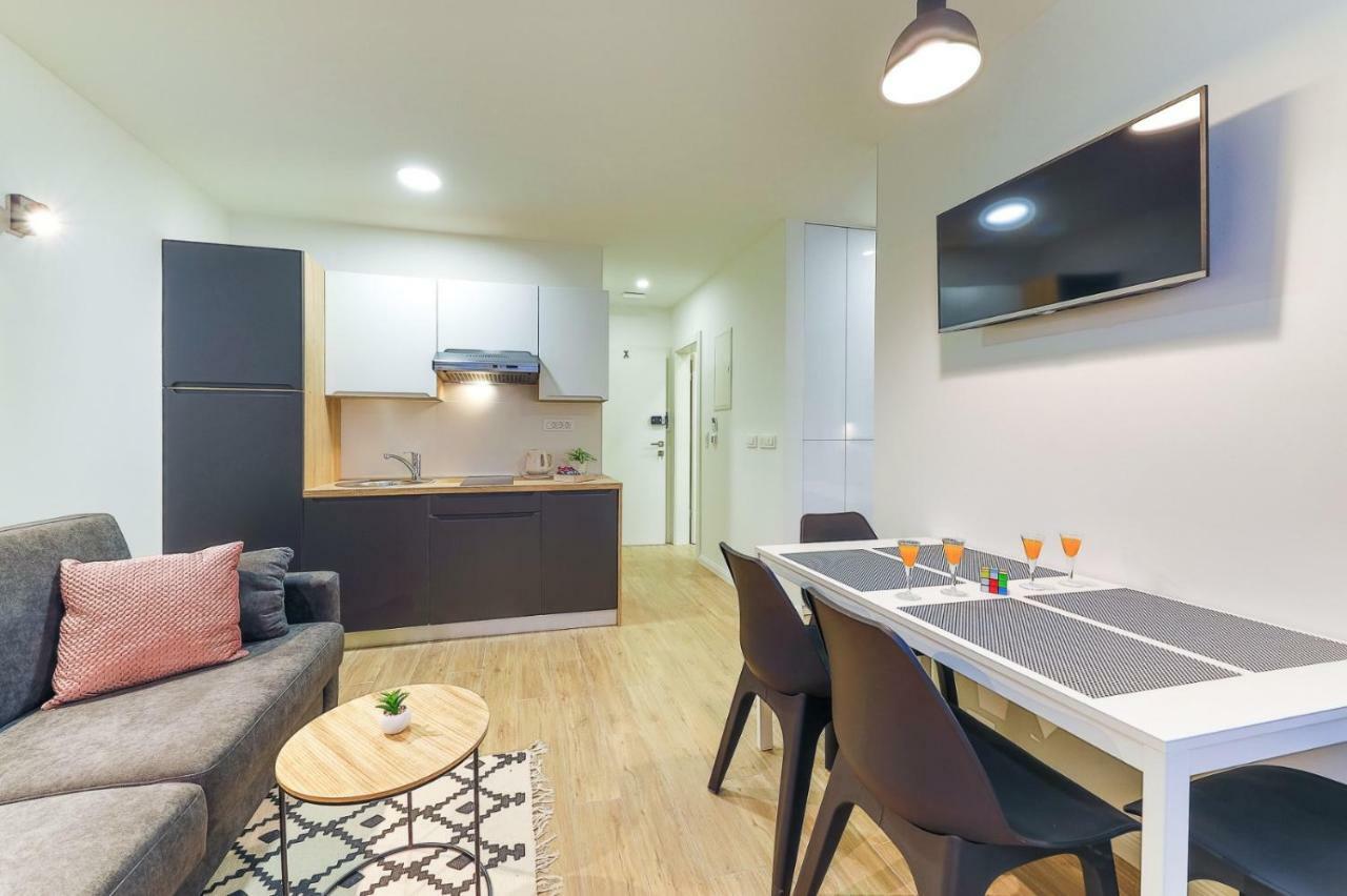 Onesta Apartment Split Bagian luar foto