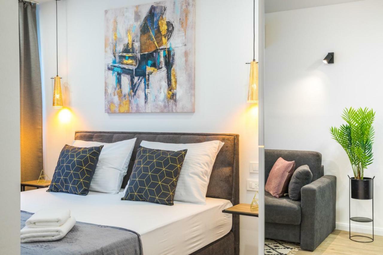 Onesta Apartment Split Bagian luar foto