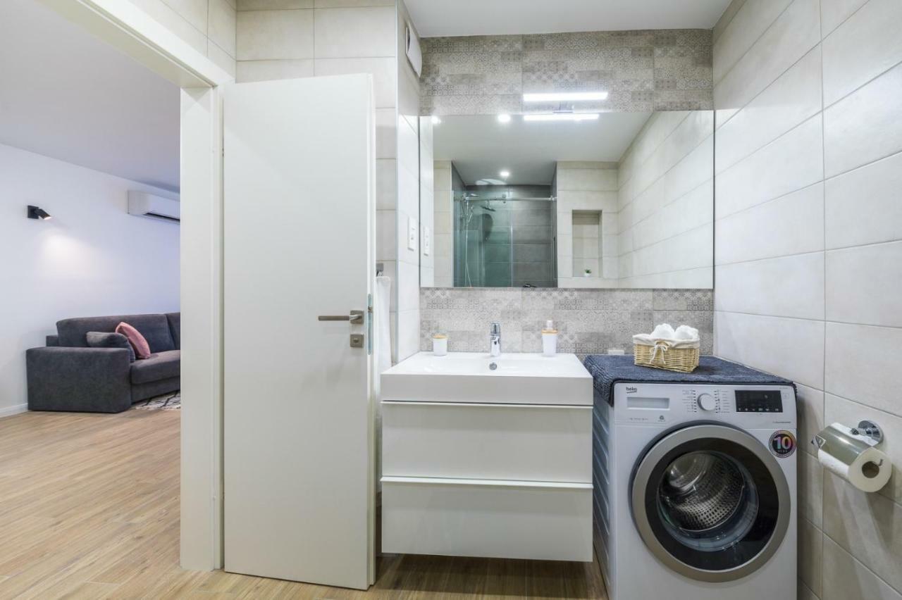 Onesta Apartment Split Bagian luar foto