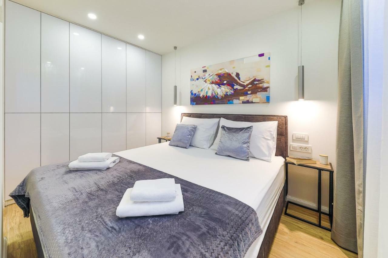 Onesta Apartment Split Bagian luar foto