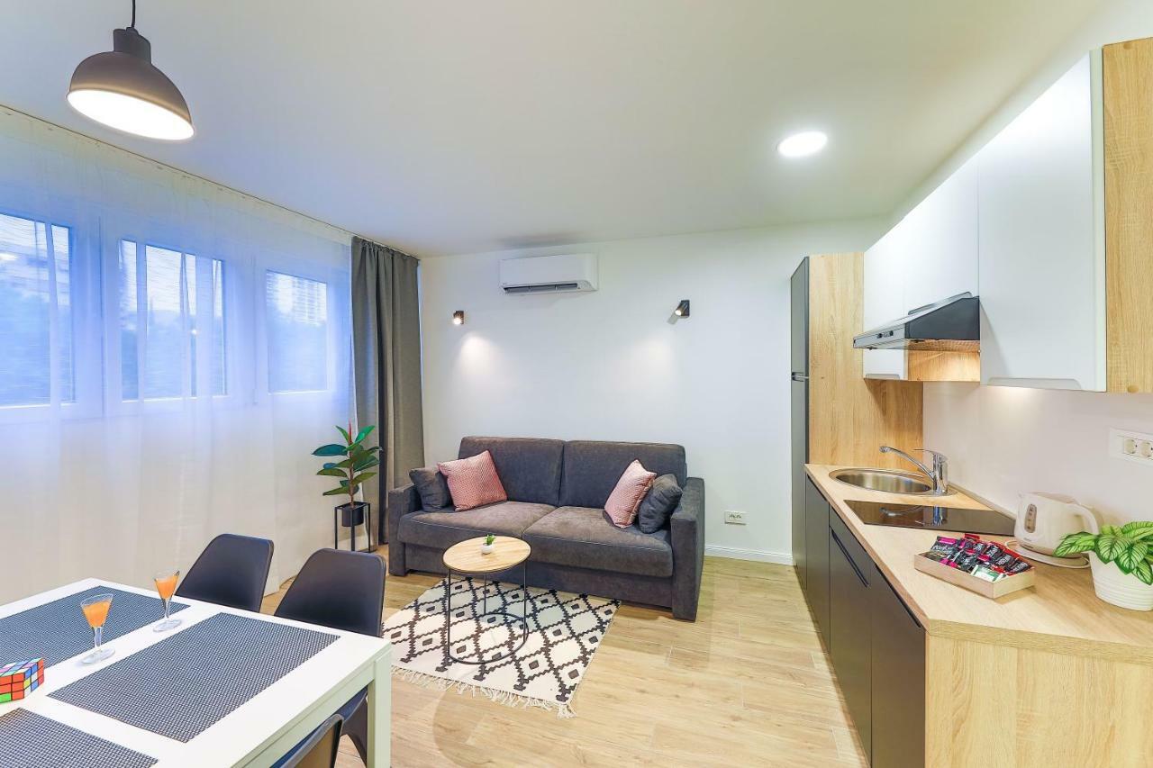 Onesta Apartment Split Bagian luar foto