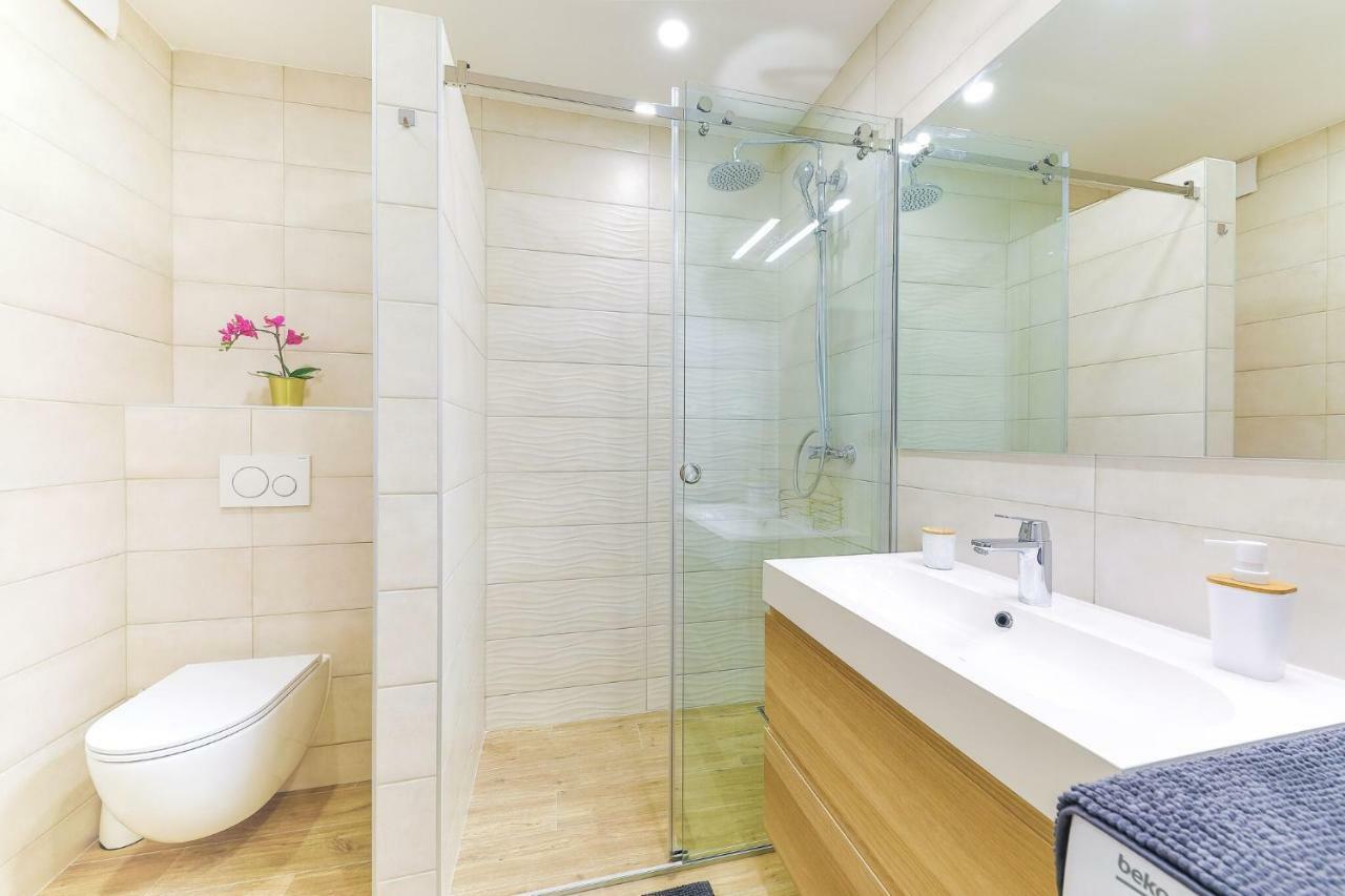 Onesta Apartment Split Bagian luar foto